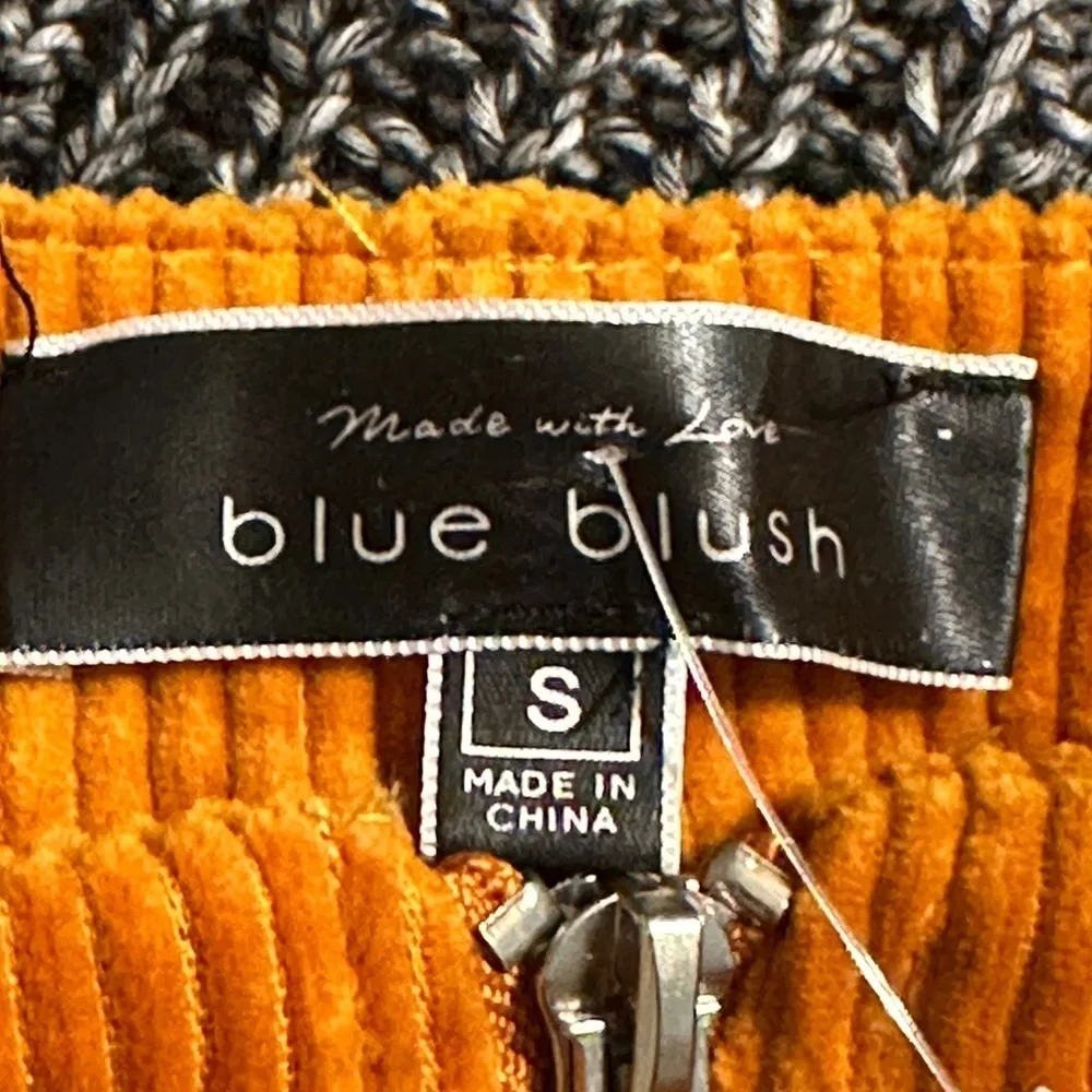 NWT - blue blush corduroy high rise pants.